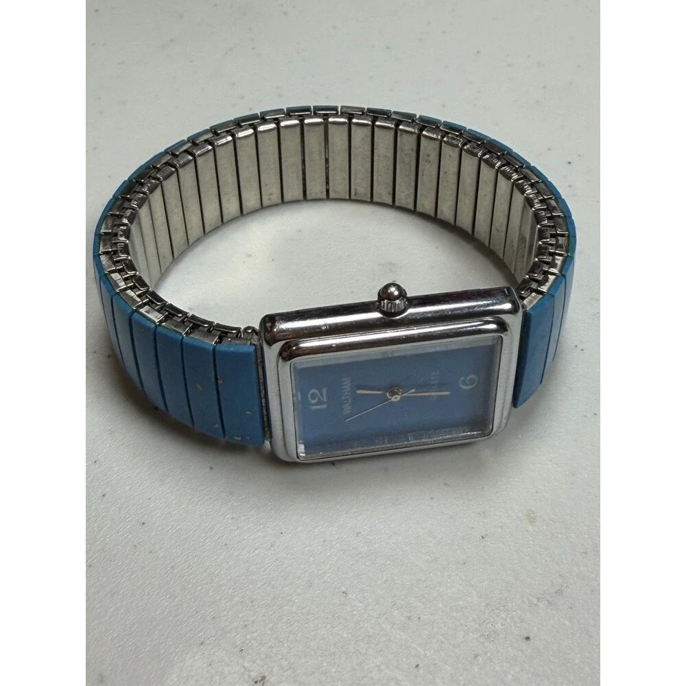 Vintage Waltham YY0011-063 Quartz Blue Dial Rectangle Watch Hong Kong Untested